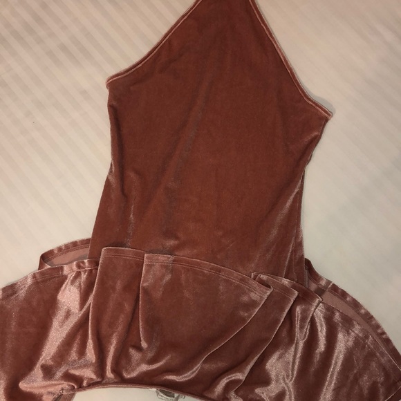 Forever 21 off shoulder bodysuit - size S - Picture 4 of 4